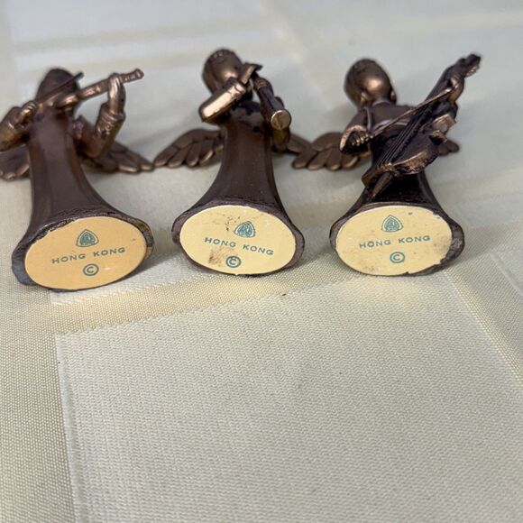 Vintage Hard Plastic Musical Angel Ornament Trio Made in British Hong Kong - Picture 8 of 13